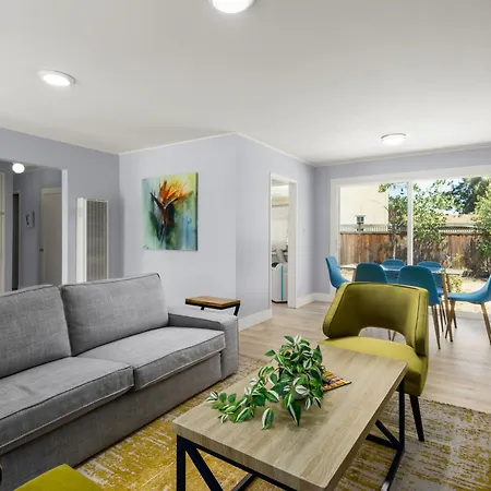 # Marbella Lane - Alluring & Spacious 3Br Home